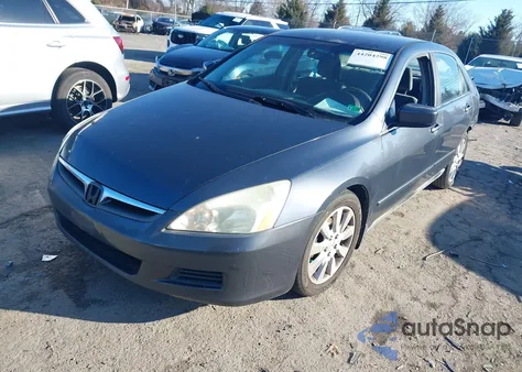 2007 Honda Accord 3.0 Se z USA, uszkodzony, nr VIN 1HGCM66437A106267